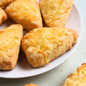 Cheese scones in a white plate.